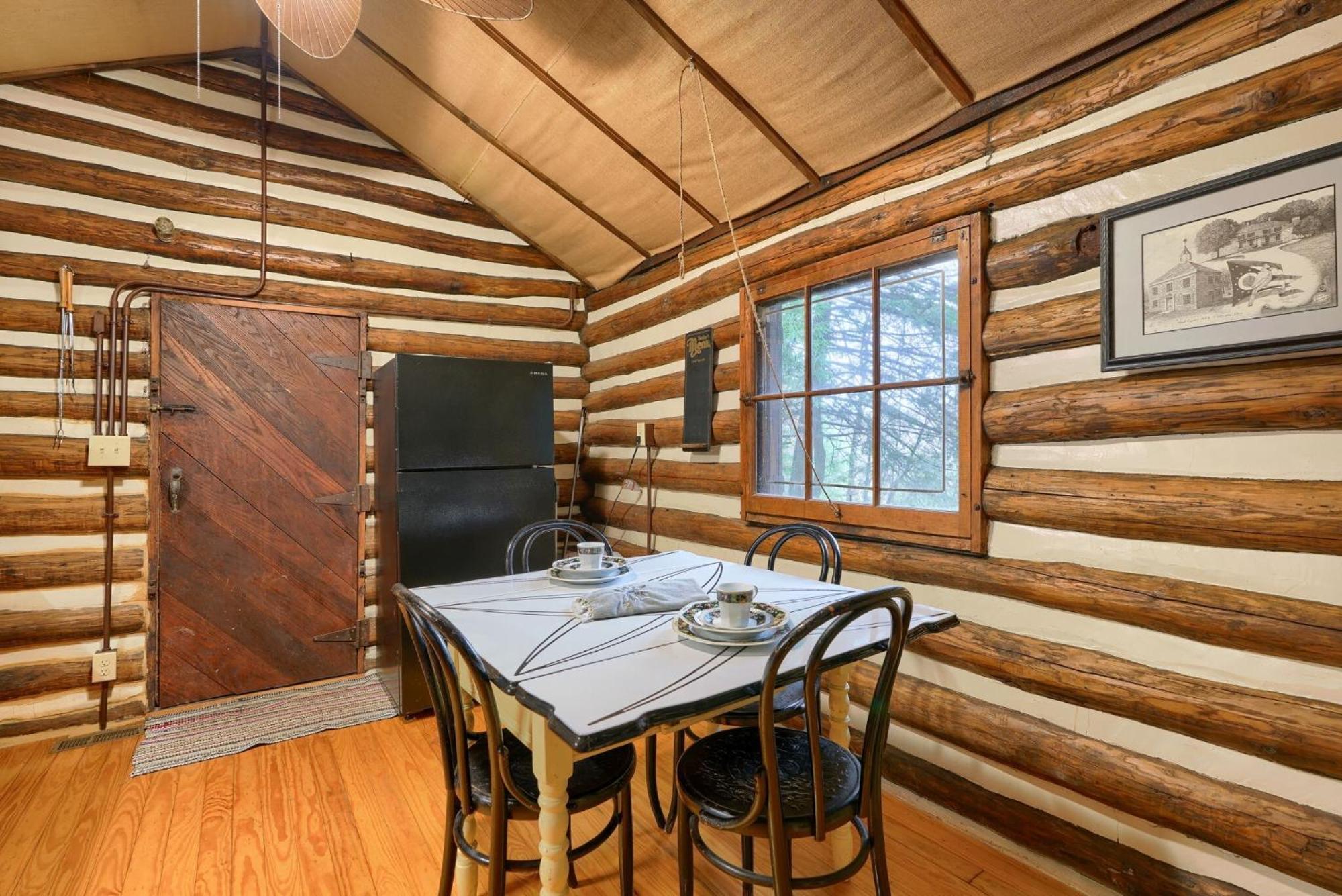 Russell Cabin Logan Exterior foto